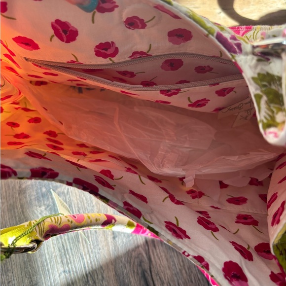 RARE Y2K Vintage Vera Bradley Floral Quilted Shoulder Bag- “Make Me Blush” - Picture 6 of 7